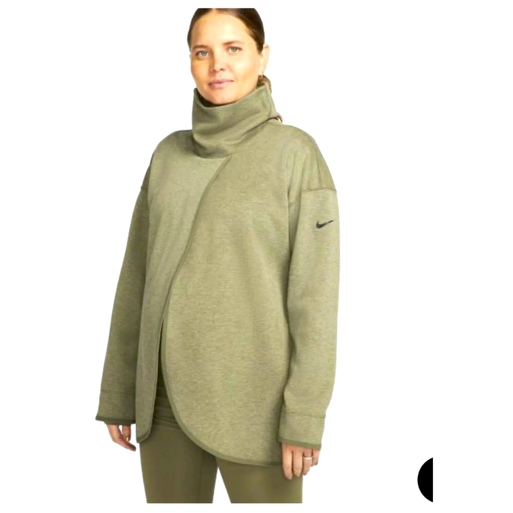 New without tag Nike maternity/ nursing top